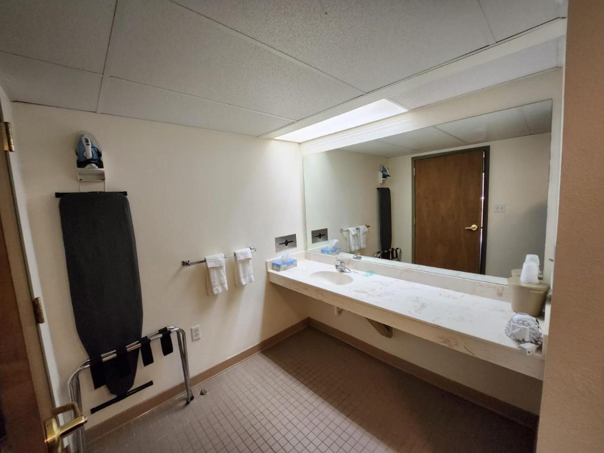 Hot Springs Village Inn Экстерьер фото